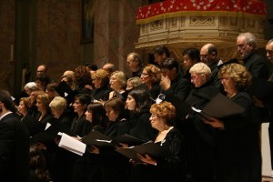 il Coro Civico Città di Magenta in Basilica nel 2015
