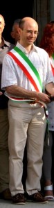 Marco Polloni, sindaco di Cuggiono - taglio nastro